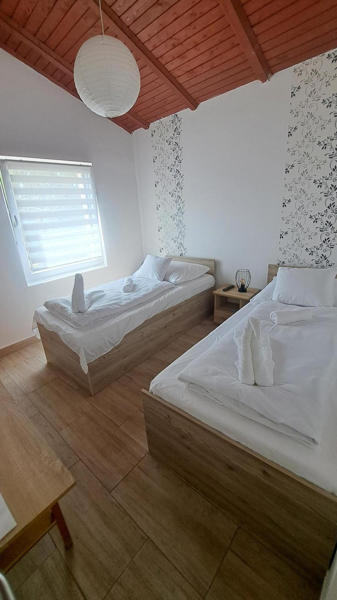 Hajdúszoboszló Marabella Apartmanok מראה חיצוני תמונה