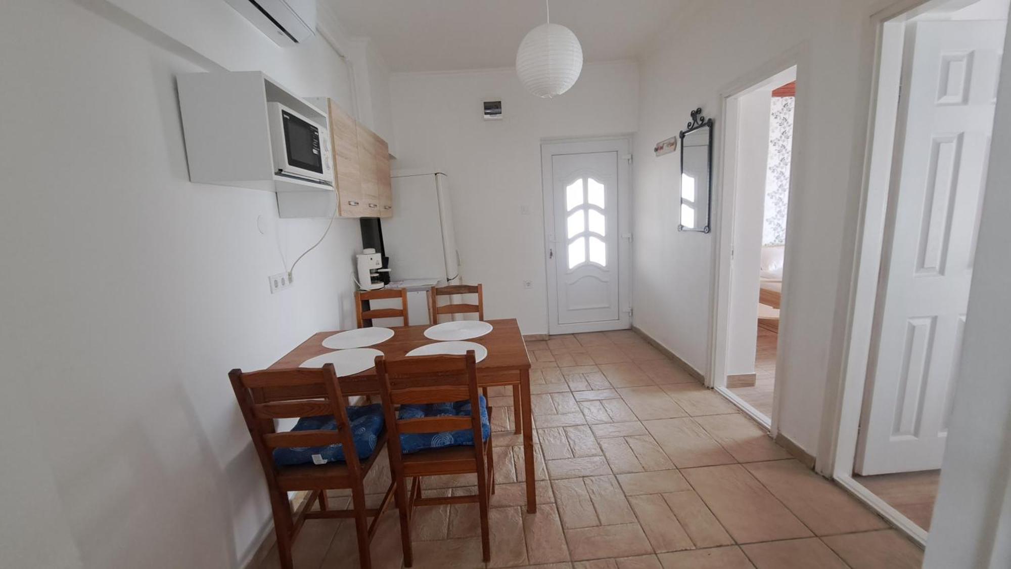 Hajdúszoboszló Marabella Apartmanok מראה חיצוני תמונה