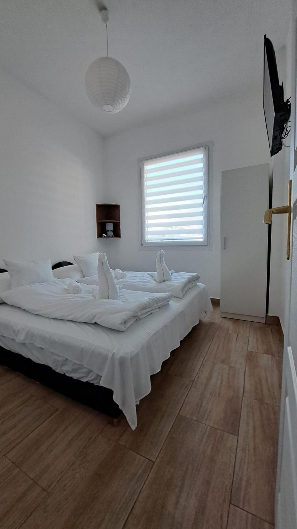 Hajdúszoboszló Marabella Apartmanok מראה חיצוני תמונה